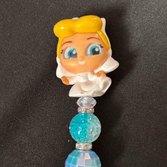 Handmade Disney Doorable Cinderella Pen - Picture 3 of 4